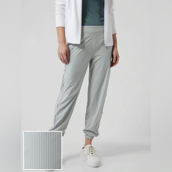 Athleta Brooklyn Textured Joggers Gray Striped Stretch Pockets Size 2P - Picture 2 of 15